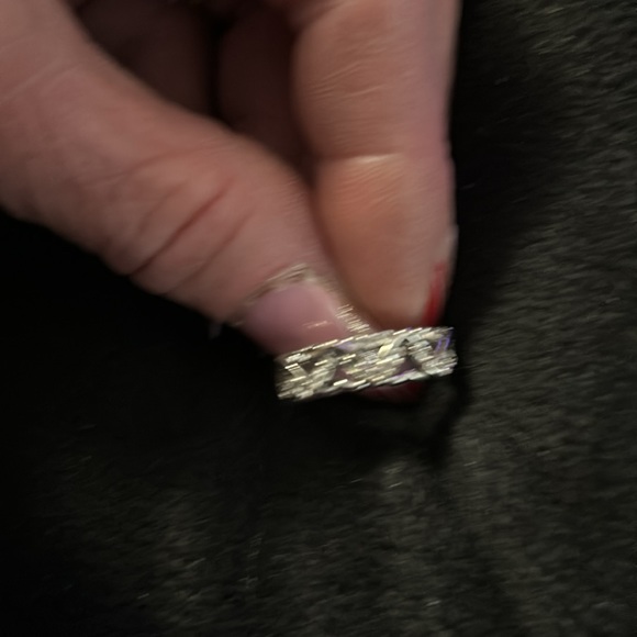 Ring - Picture 4 of 4